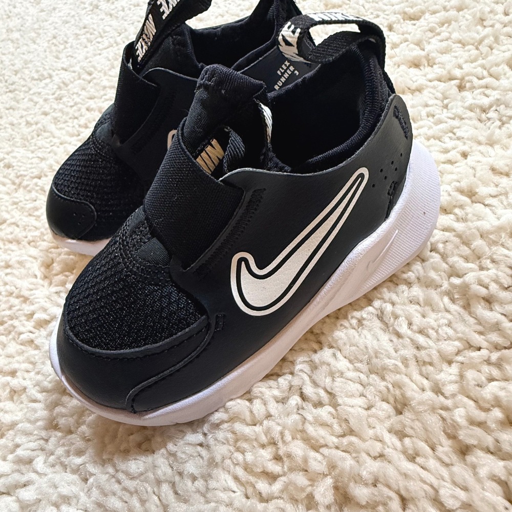 Nike Flex Runner 3 Black Toddler Shoes 7C Slip On Sneakers Athletic Classic